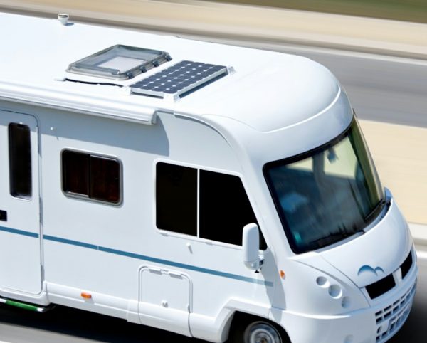 panneaux solaires pour camping-cars